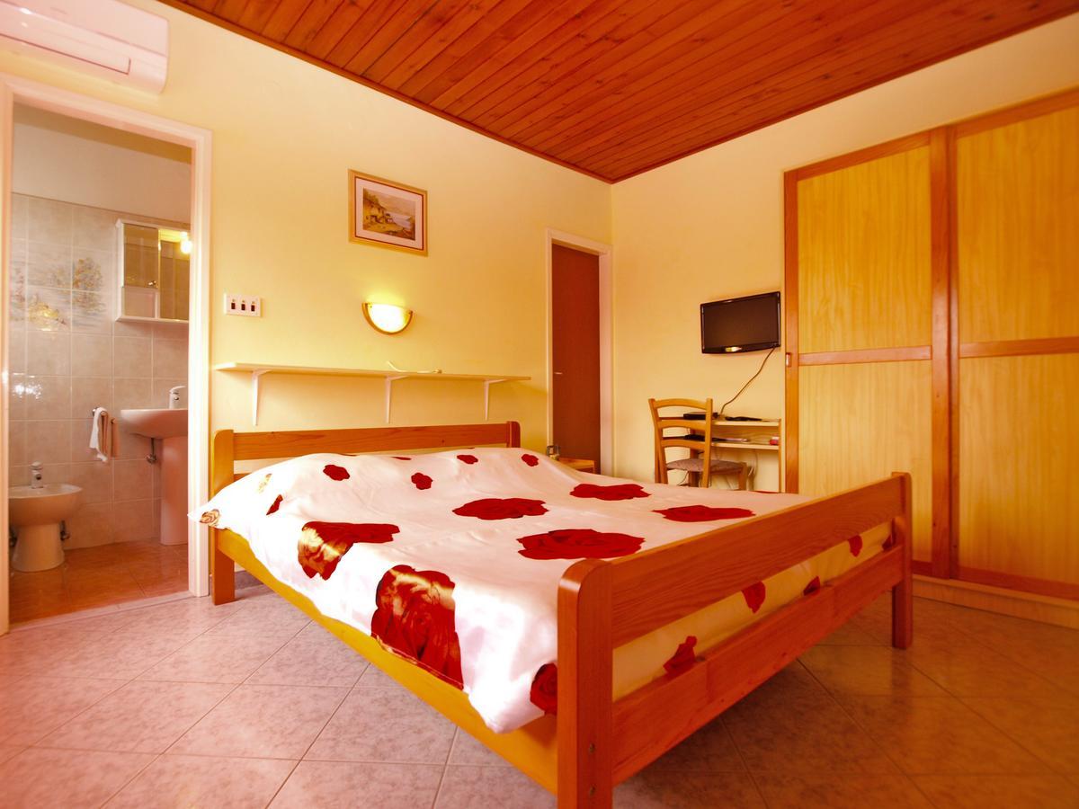 Apartments Luciano 1576 Ližnjan Extérieur photo